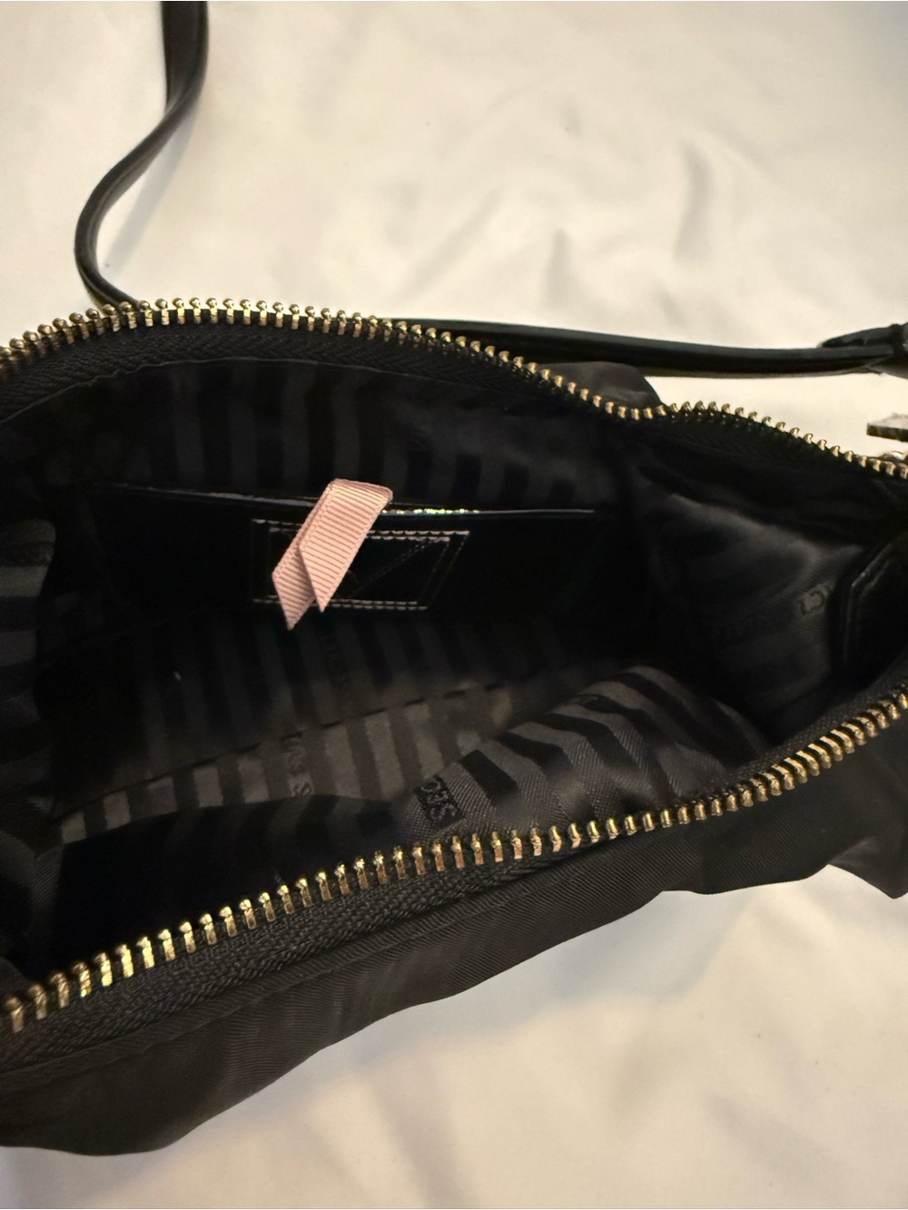 NWOT Victoria's Secret The Victoria Nylon Mini Curve Black Shoulder Bag - Picture 3 of 7